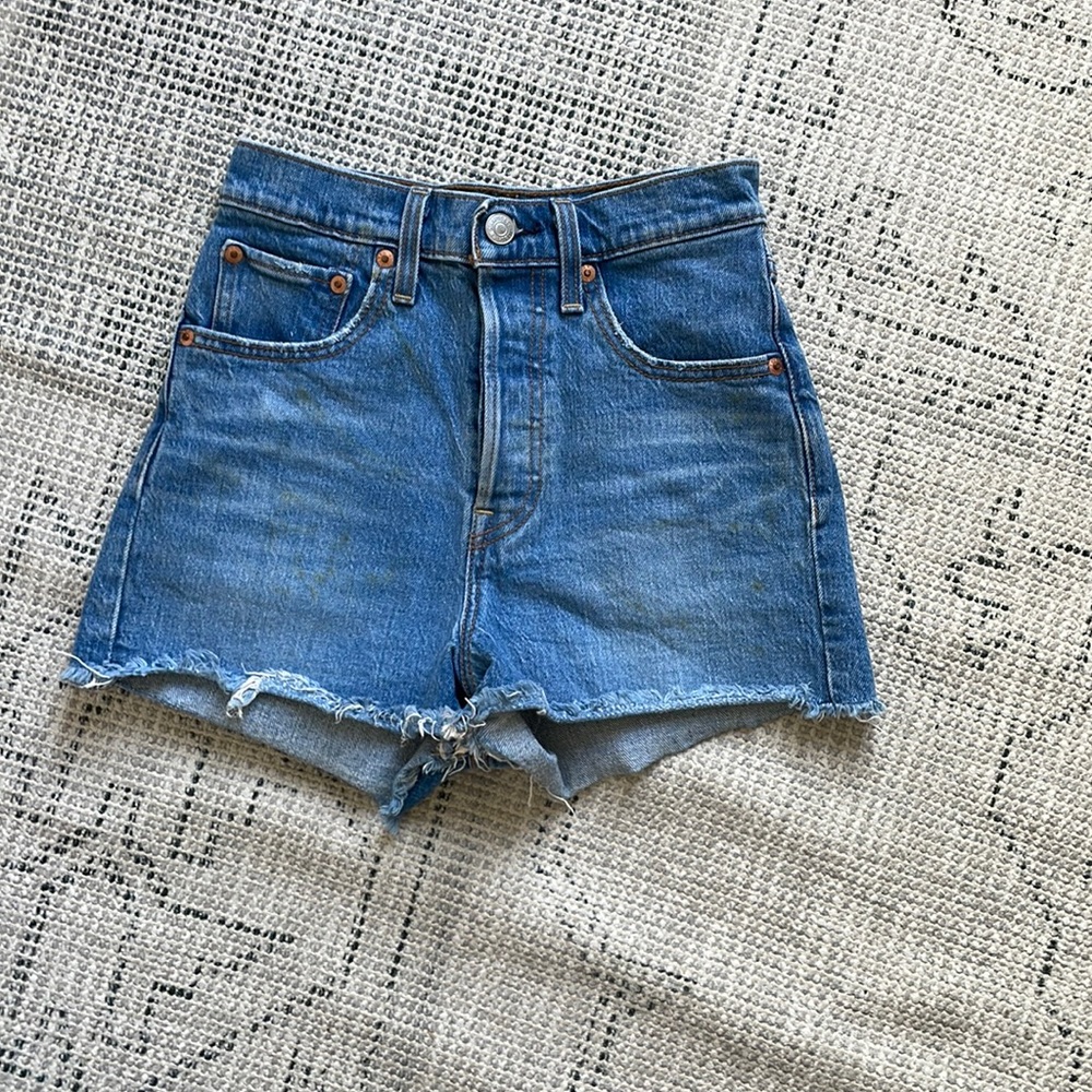 Levi’s Ribcage Short